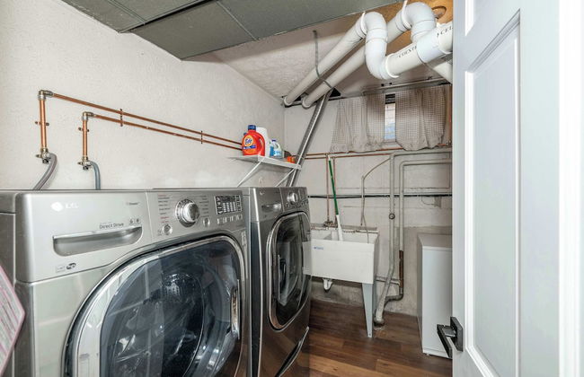 Top Notch City Escape w King Bed - Foto 39