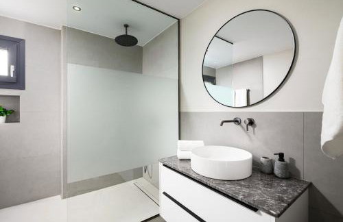 Limi Deluxe Sea View Suites - Private Pools - Foto 111