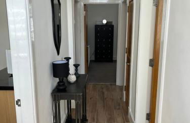 1L Albert Place Maddiston Road Brightons Falkirk FK2 0JX - Foto 2