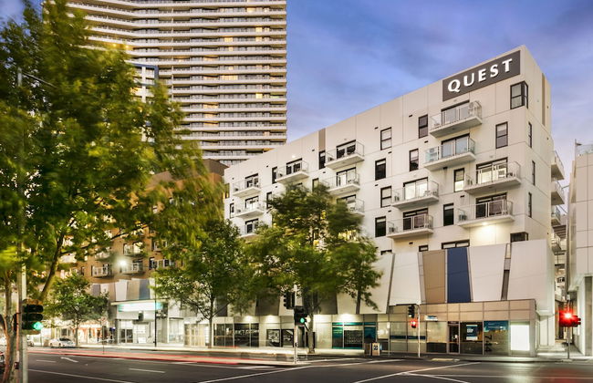 Quest Docklands - Photo 1