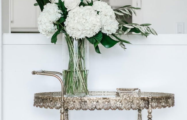 Gorgeous Bungalow With a Backyard Deck - Photo 10