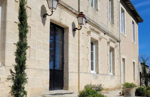 Château Bernon Gite 15 Personnes - piscine et SPA - Foto 5