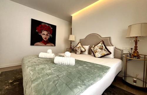 Premium Penthouse Seasonal Rental - Photo 8