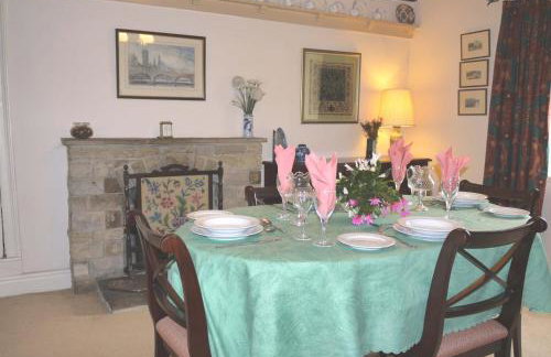 Corner House - Photo 10