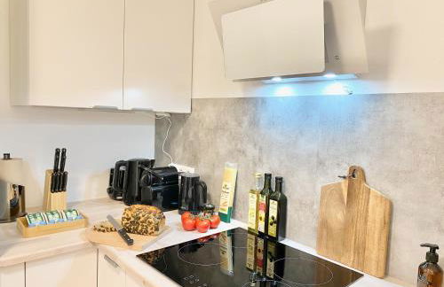 Snug Stays 2 - Design Studio am See mit Terrasse, Garten, 40m vom See - Foto 27