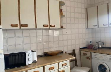 Apartamento 3 Dormitorios en el Centro de Nava amplio y luminoso - Foto 2