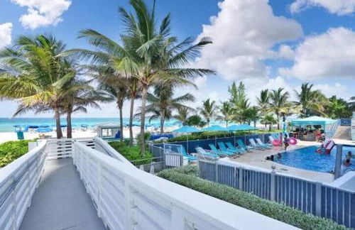 Beachfront Resort - Pool - Ocean View Balcony- Gym - Foto 42