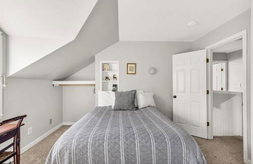 Spacious Oceanfront Home Stunning Sunset Views - Foto 29