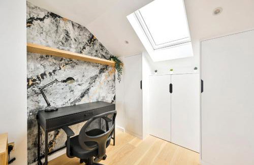 Stylish 3 Bedroom Apartment - Foto 21