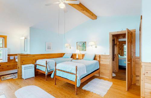 Lakefront Retreat - Foto 20