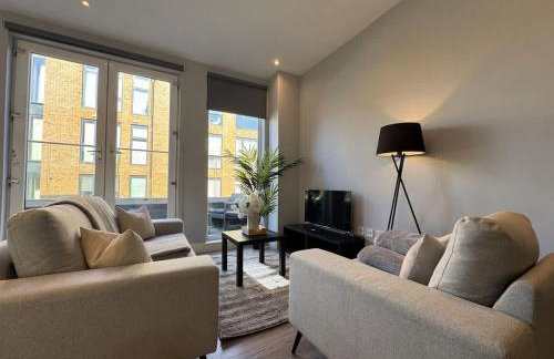 2BDR Flat By Charles Richardson ltd Short Term Lets Couldson Perfect For Insurance Stays - Foto 8