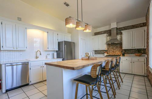 Paradise Loft, 3 Bedroom King Beds, Heart of Downtown, Full Kitchen & Wet Bar, Streaming TV - Foto 29