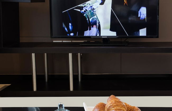 Loumage S Suites and Spa - Photo 28