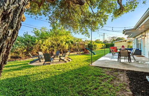 Surf Drive - Ultimate Beach Getaway for Families - Photo 70