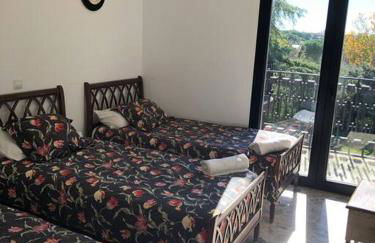 Villa Rana, con amplio jardín, barbacoa y piscina - Foto 27