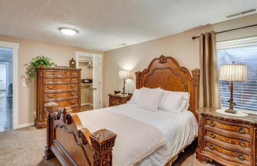 Game Room and Hot Tub Salt Lake City Area Apt - Photo 15