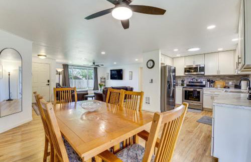 Water Views and Hot Tub Kims Kastle in Stanwood! - Foto 8