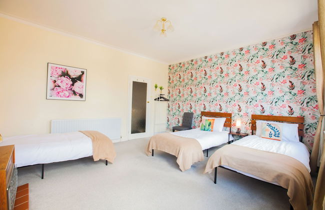 Comfy Kingston Central Garden House & Free Parking - Foto 8