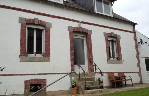 Ploumilliau House - Foto 1