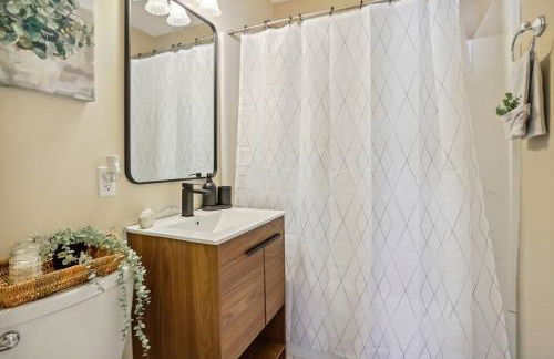 Beach House/KING BD/Hot Tub/Pool/Fire Pit/Gym/Golf - Foto 14