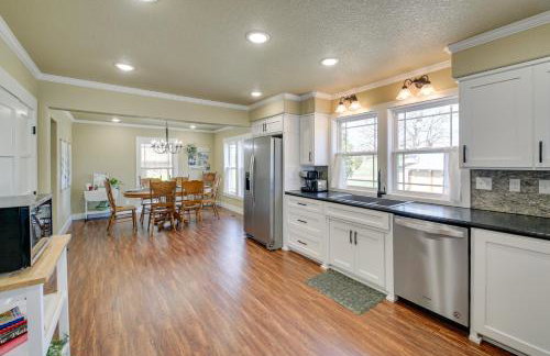 Maries Place - Walk to Subiaco Abbey! - Foto 10