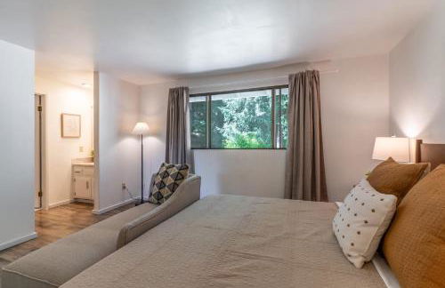 5BR Gem Walk to Microsoft and Near Redmond DT - Foto 35