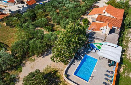 MY DALMATIA - Holiday home Nadalina with private pool and jacuzzi - Photo 45