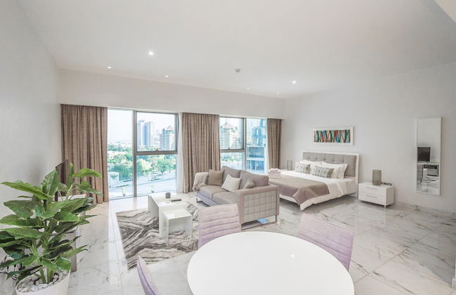 DHH - Central Park - Photo 1