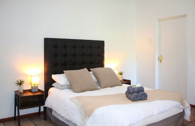 Bezalel Estate Country House - Photo 10