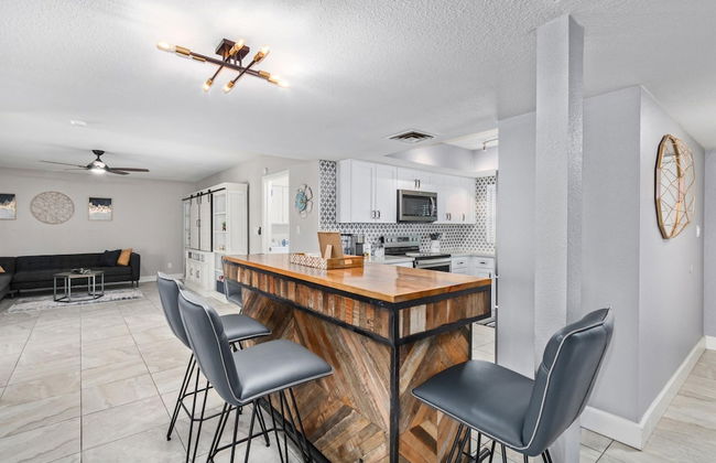 Palm Tree Paradise Heated spa Pool Firepit - Foto 15