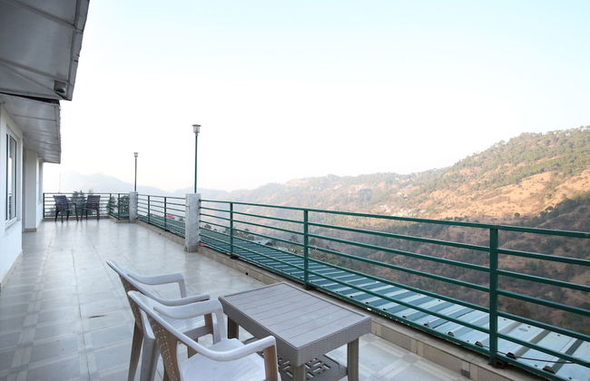 OYO 12185 Home Wayside Villa 3BHK Apartment Kasauli - Foto 23