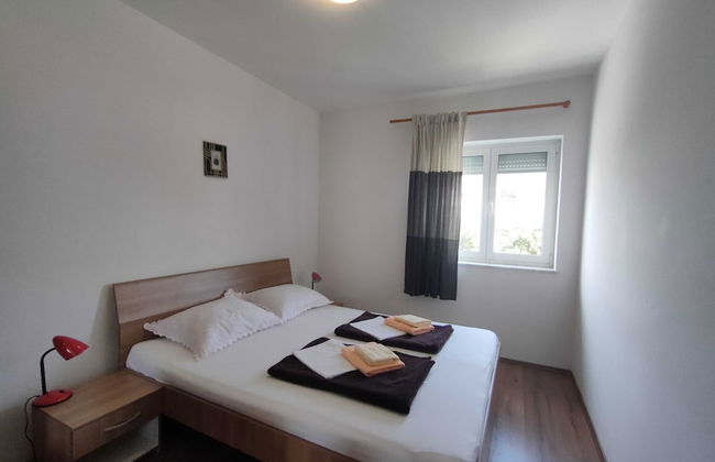 Apartments Krk With Sea View and Terrace - Photo 4