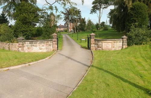 Heath View - Photo 2