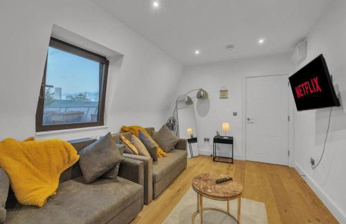 2 Bedroom Flat By Key Light Properties Short Lets & Serviced accommodation two minutes walk from Canada Water Station - Great for Contractors, Group and Family - Foto 25