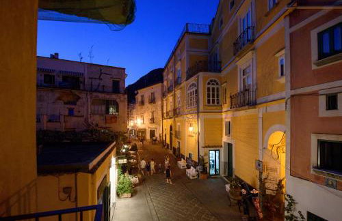 Al Corso Apartments by AMALFIVACATION - Photo 10