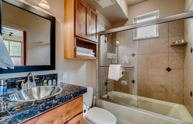 Old Town Loft Oasis With Amazing Rooftop Deck! - Foto 12