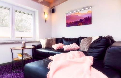 Moderne Fewo mit Fasssauna und Kamin im ländl. Allgäu - Foto 11