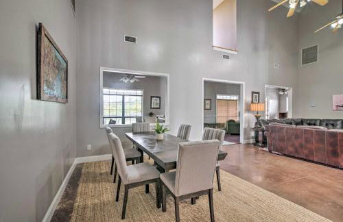 Starkvegas Clubhouse about 2 Mi to MSU Campus! - Foto 7