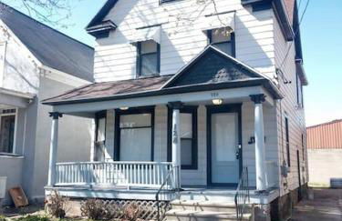 Downtown Kzoo with 3rd Floor Arcade Room - Foto 20