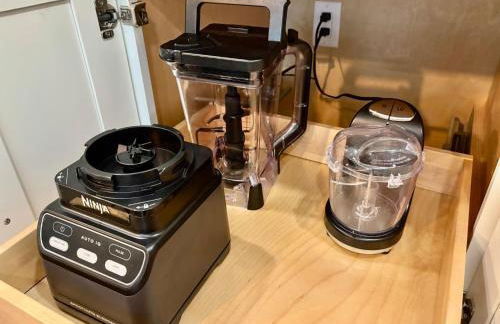 NEW! Heritage Retreat in the heart of Stillwater - Foto 5