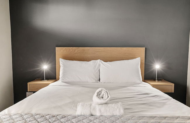 Easy Stay - The Vantage - Photo 26