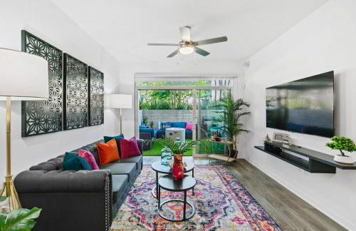 Fairfax District Chic City Oasis 2 BR Apt with Den 136 - Foto 13