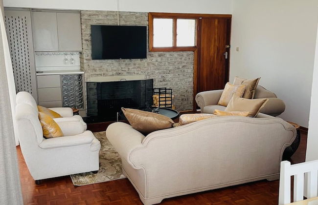 Immaculate Home in Avondale West - 2166 - Foto 31