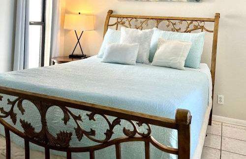 Amazing and Spectacular ocean and beach views in Galveston - Photo 6