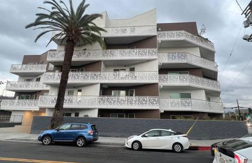 NEW One Bedroom Penthouse, Silver Lake + Parking! - Foto 21