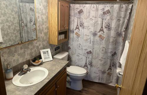 15 miles to Windham Mountain ! King Bed, Game Room, OutDoor Patio - Foto 16