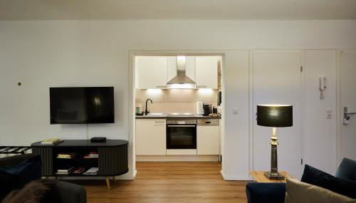 R B Apartment am Airport Hamburg - 1-4 Personen - Küche - Smart TV - Waschtrockner - kostenloser Parkplatz - perfekt für Geschäftsreisende und Familien - Foto 4