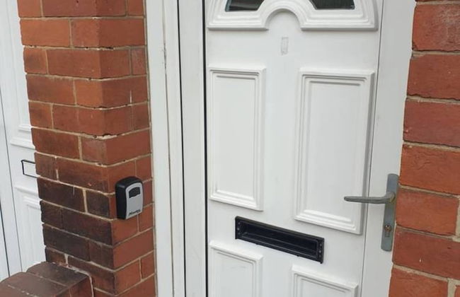 South Shield's Emerald 2 Bed Apartment - Photo 34