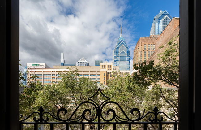 Sosuite Juliet Balcony 1BR Apt w W D Desk - Photo 20