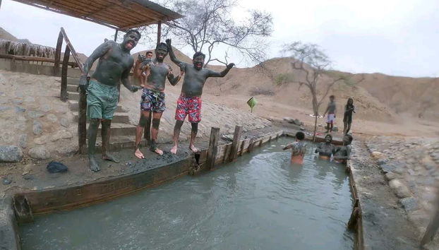 Diversão nas Pozas de Barro